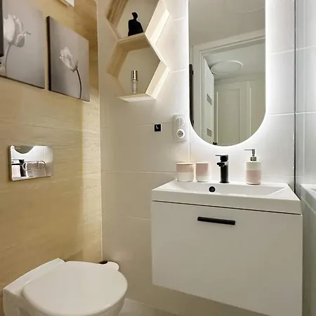Apartamenty Nad * وودج
