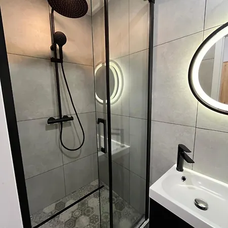 شقة Apartamenty Nad وودج